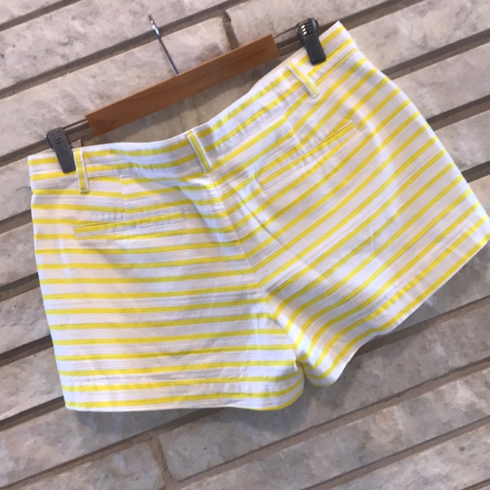 GAP SHORTS - Picture 5 of 5